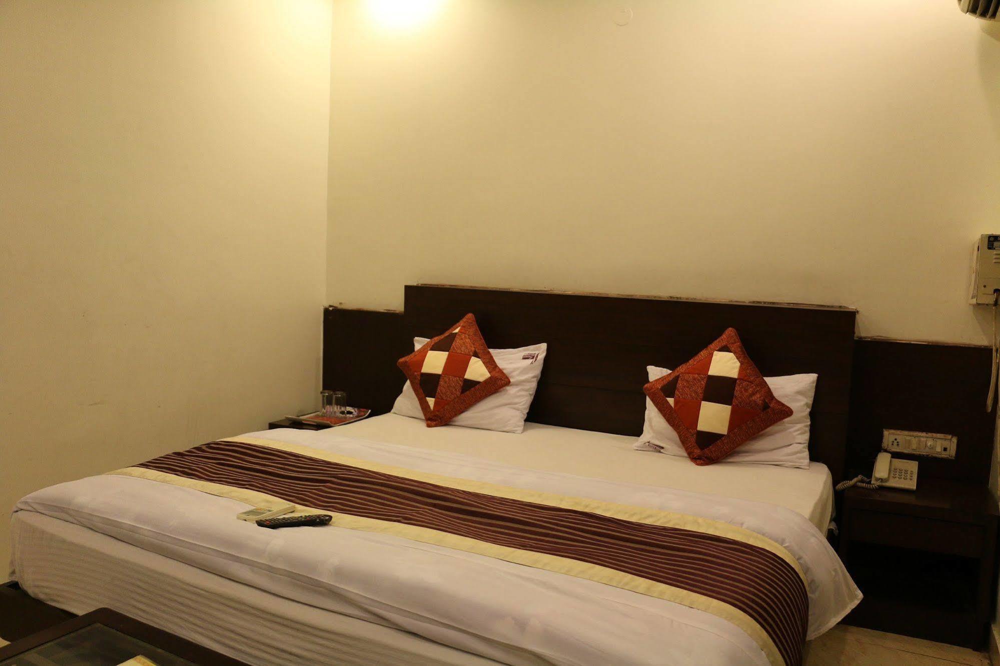 Hotel Seven Seas Inn Nové Dillí Exteriér fotografie